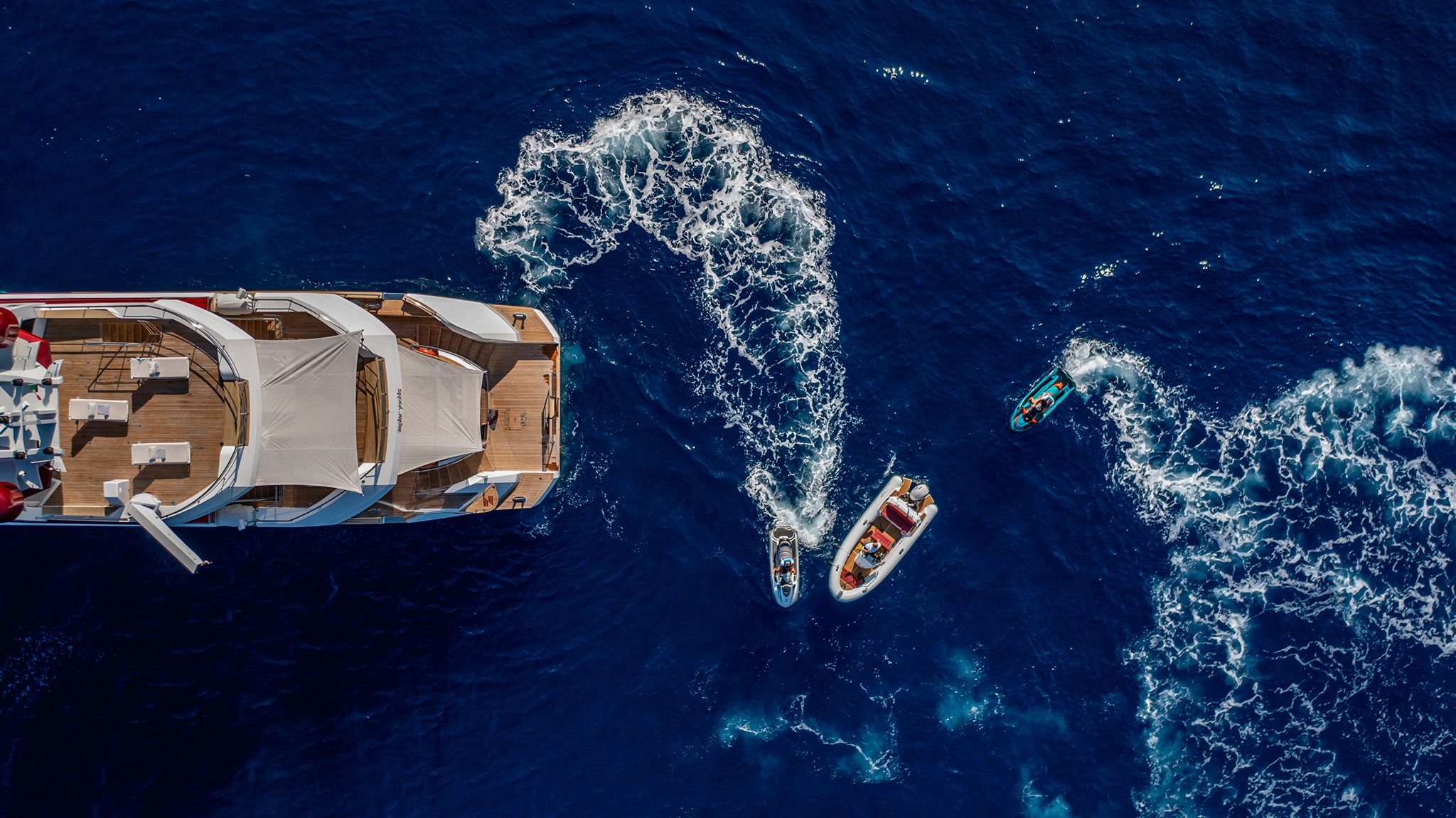 JOY ME yacht detail