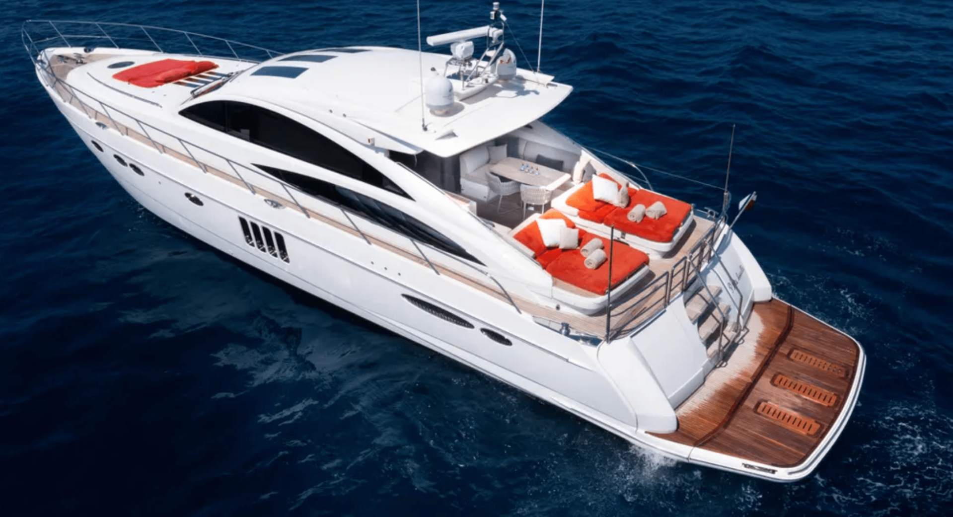 PRINCESS V70 yacht interior