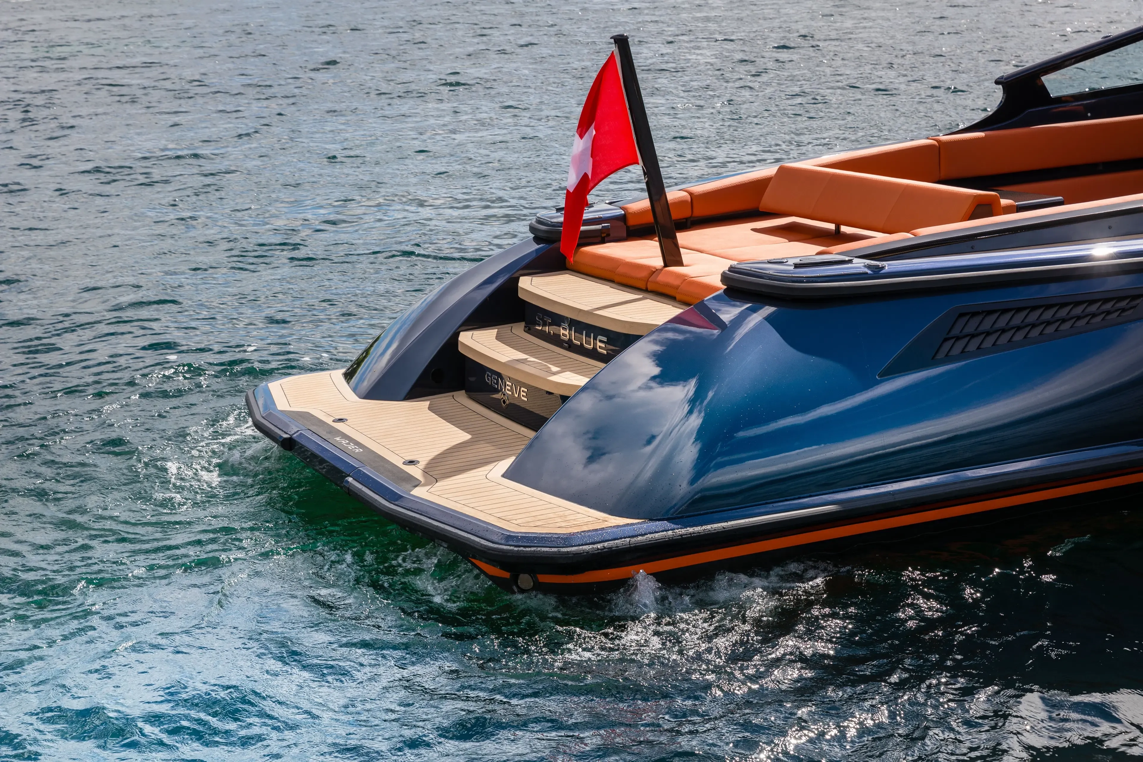 Wajer 38 yacht interior