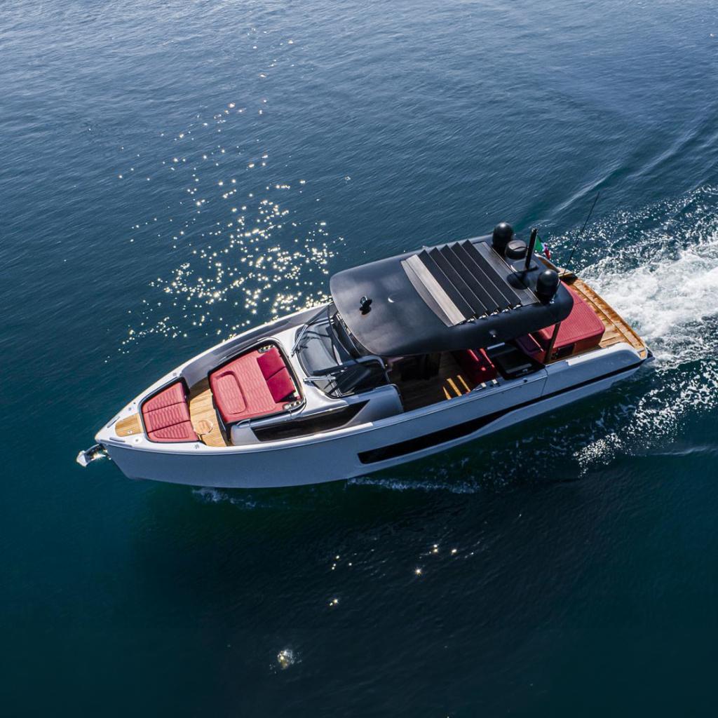 CRANCHI A46 — 14M luxury yacht CRANCHI A46 luxury yacht charter French Riviera