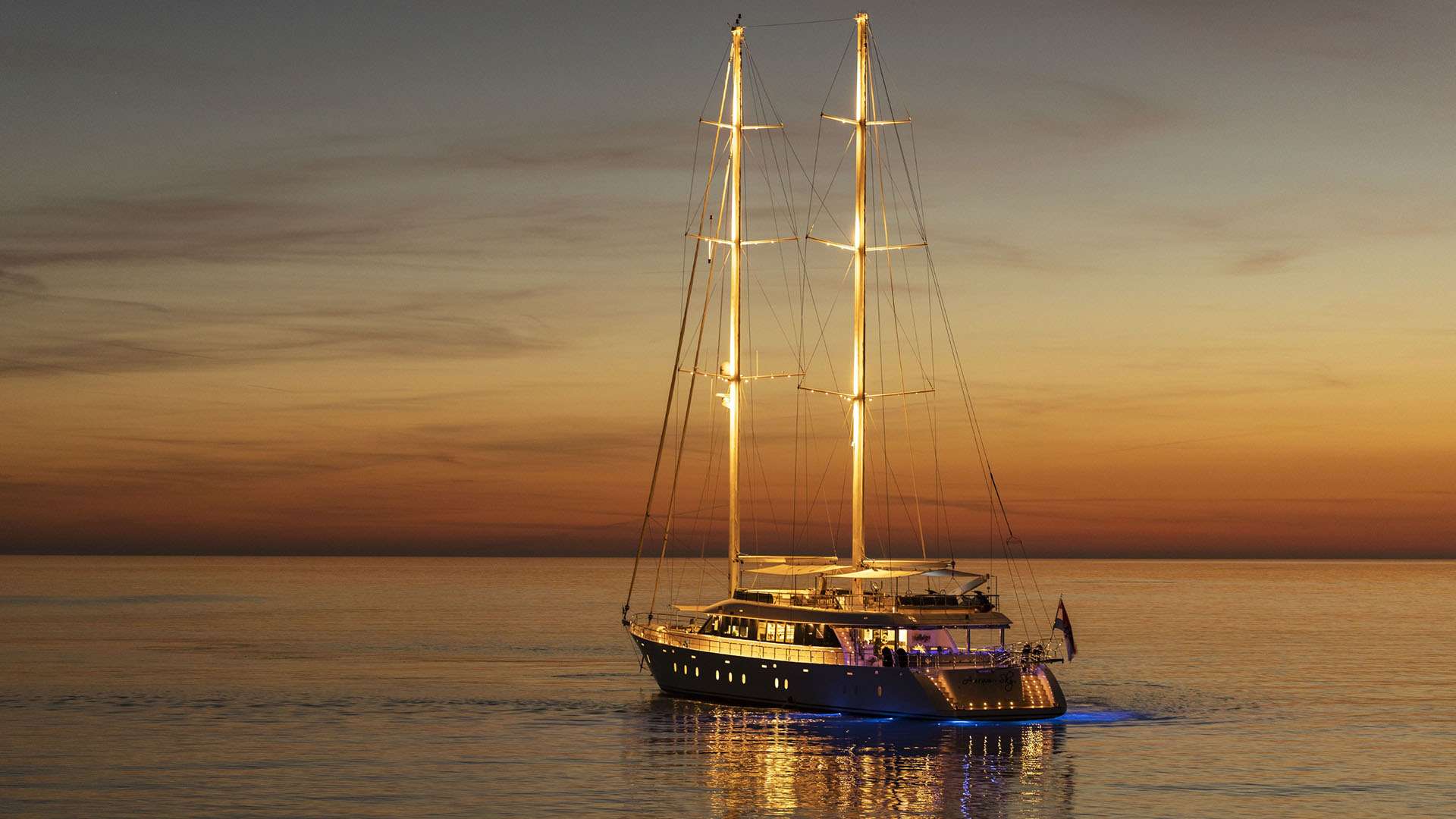 Aurum Sky yacht detail