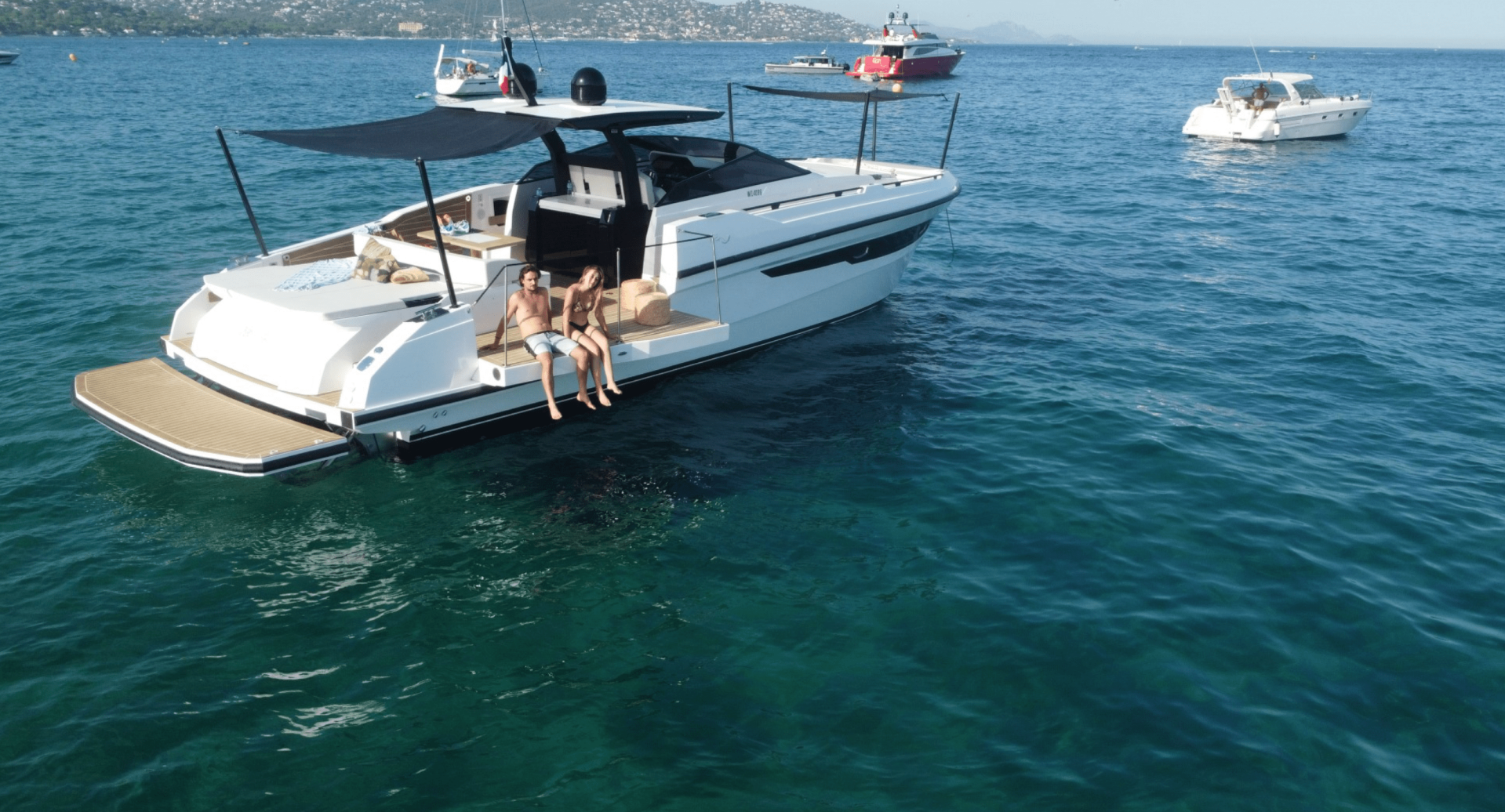 RIO DAYTONA 50 yacht interior