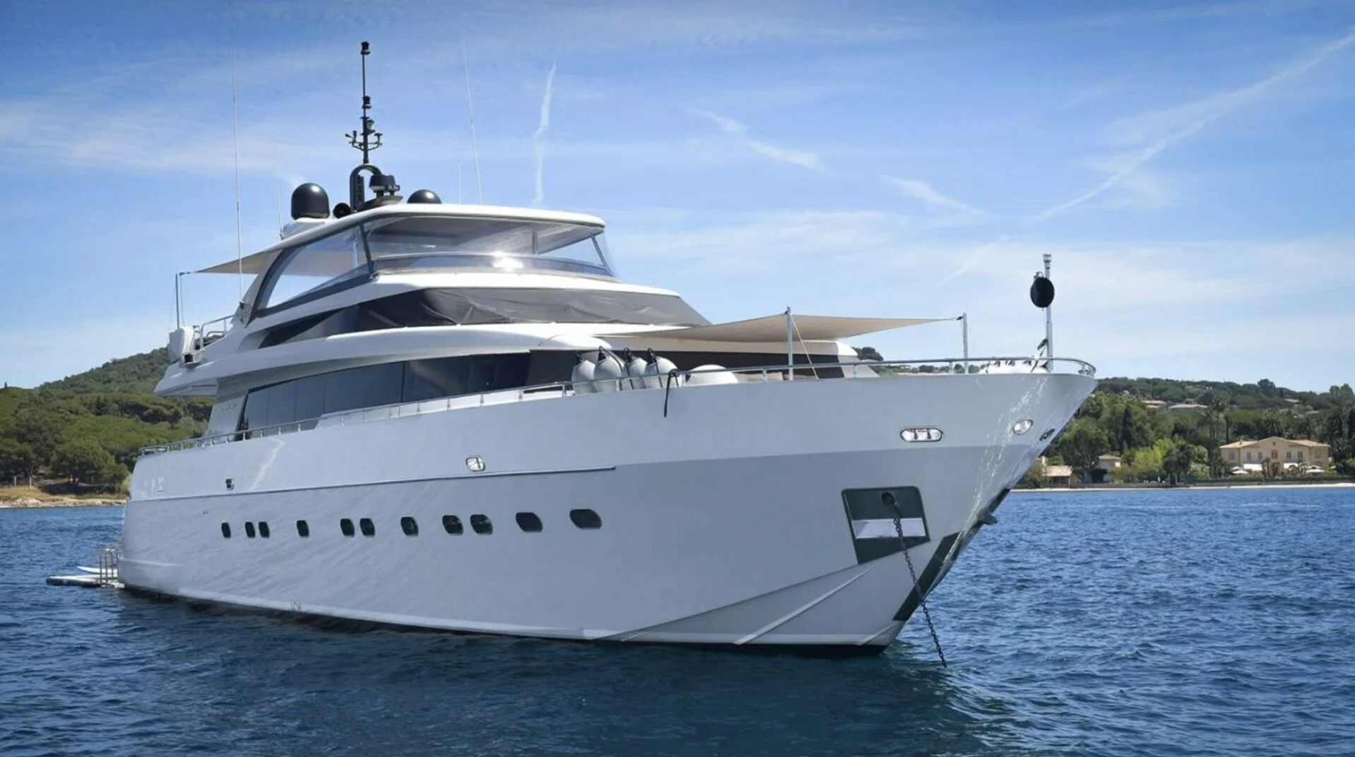 SANLORENZO 88 yacht interior