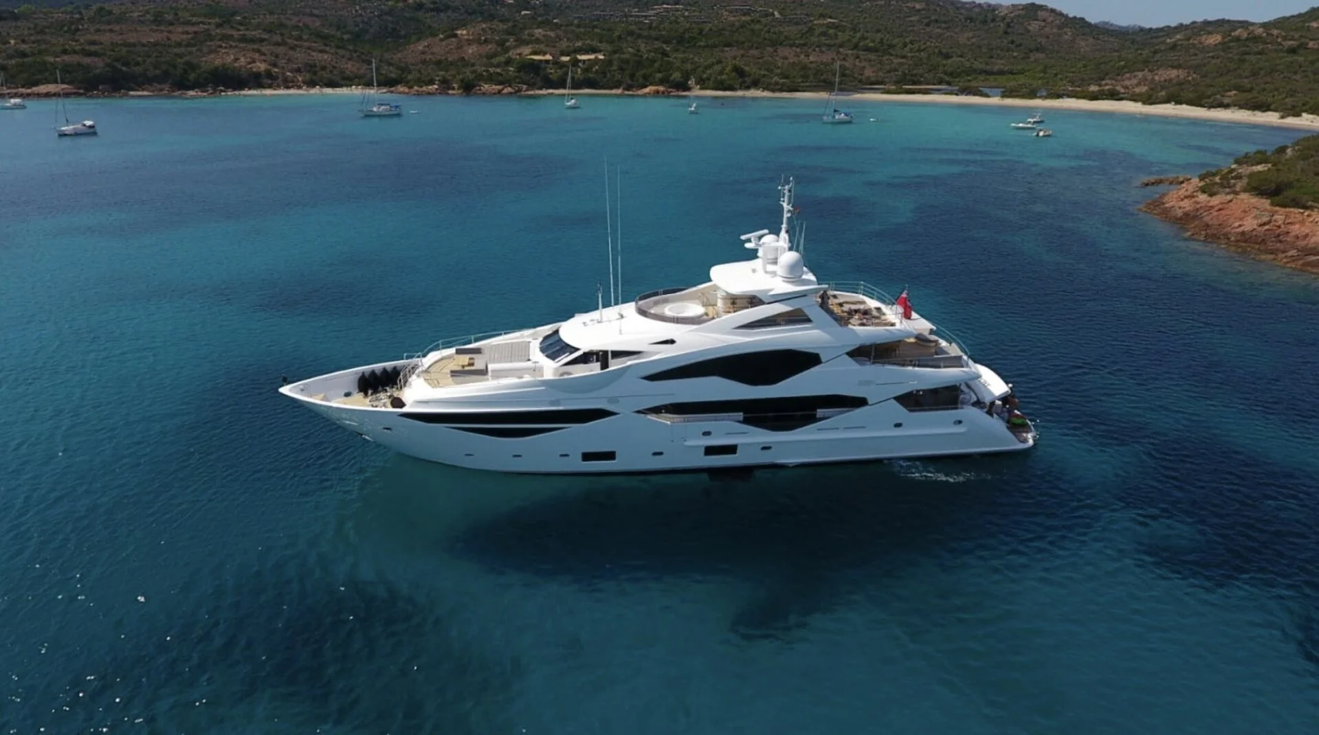 JACOZAMI yacht interior