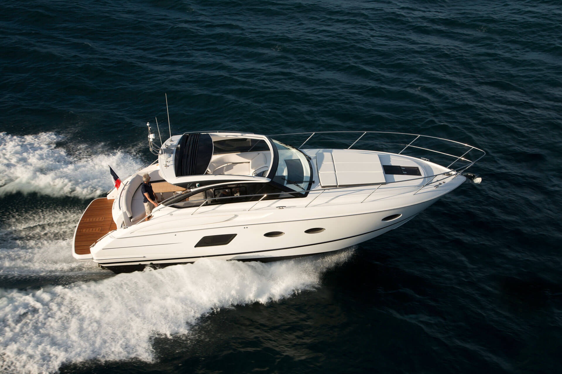 PRINCESS V39 yacht interior